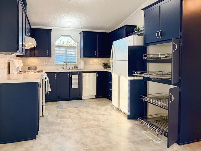 $129,000 | 1830 East Yosemite, Unit 8, Manteca, CA 95336