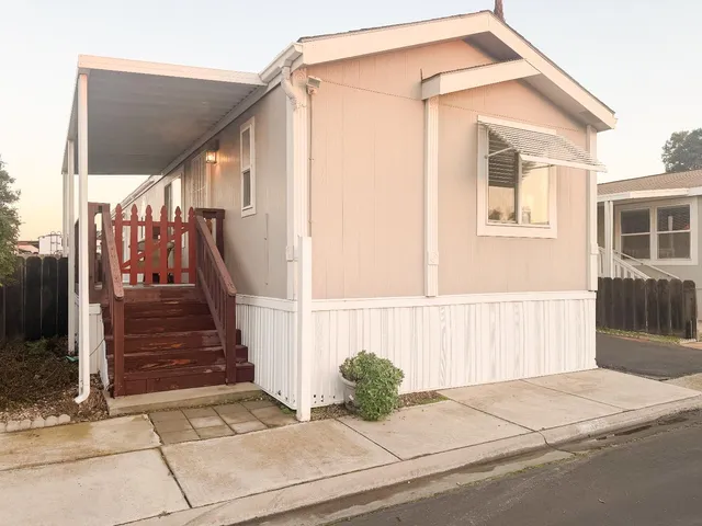 $129,000 | 1830 East Yosemite, Unit 8, Manteca, CA 95336