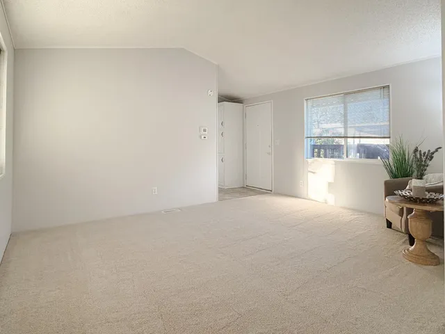 $129,000 | 1830 East Yosemite, Unit 8, Manteca, CA 95336