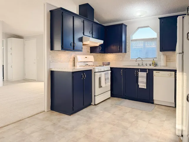 $129,000 | 1830 East Yosemite, Unit 8, Manteca, CA 95336