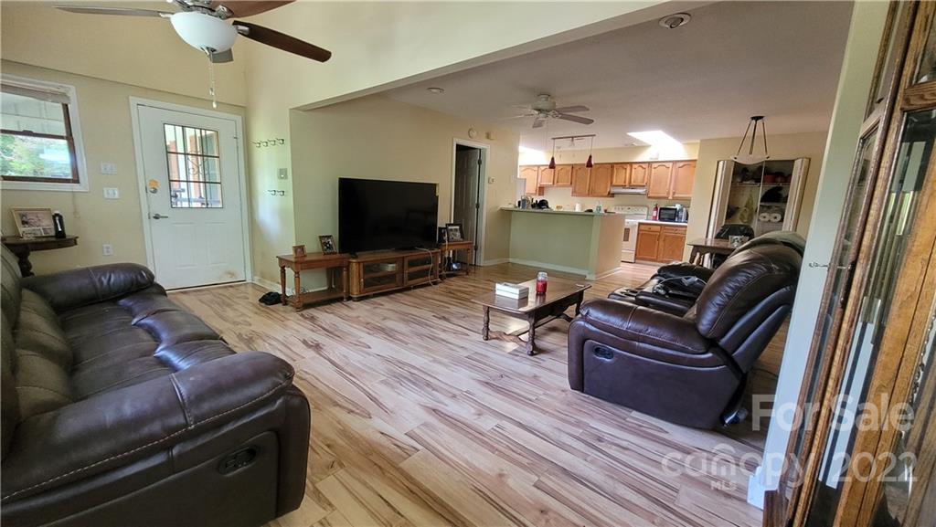 6 South Morgan Branch Road Candler, NC 28715 - Photo 9 of 30 Gallery Image 9