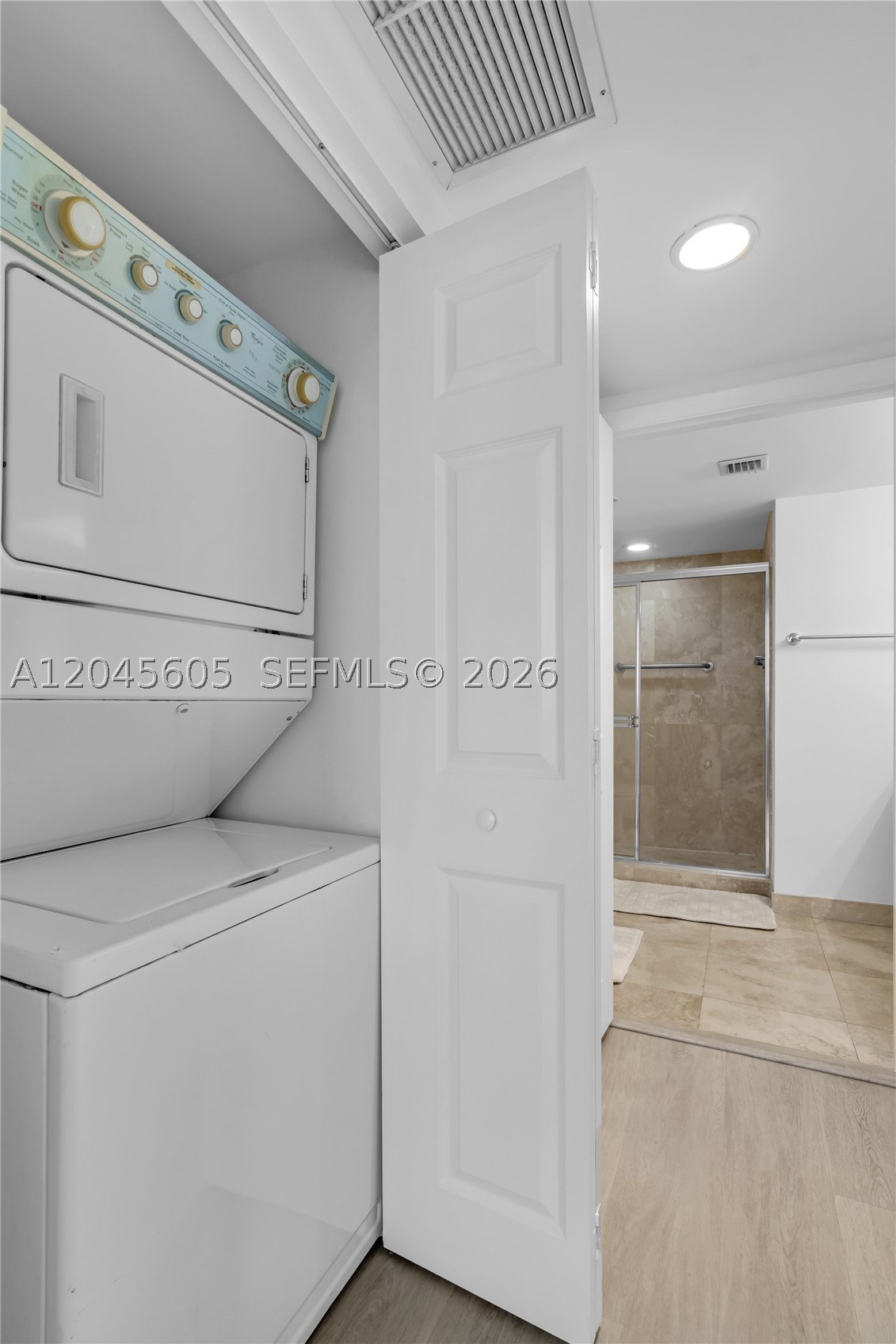 3232 Southwest 22nd Street, Unit 804 Miami, FL 33145 - Photo 26 of 32 Gallery Image 26