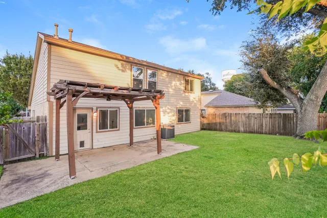 $1,845 | 11731 Yearling Drive, Houston, TX 77065