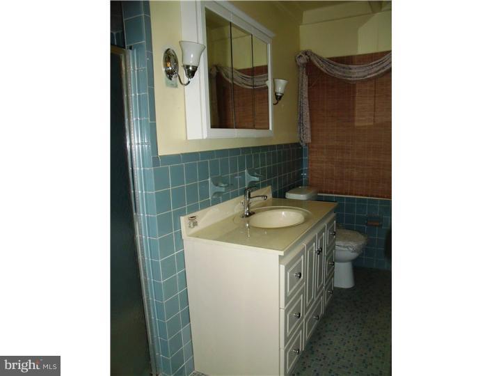 8107 MacArthur Road Glenside, PA 19038 - Photo 14 of 17 Bathroom