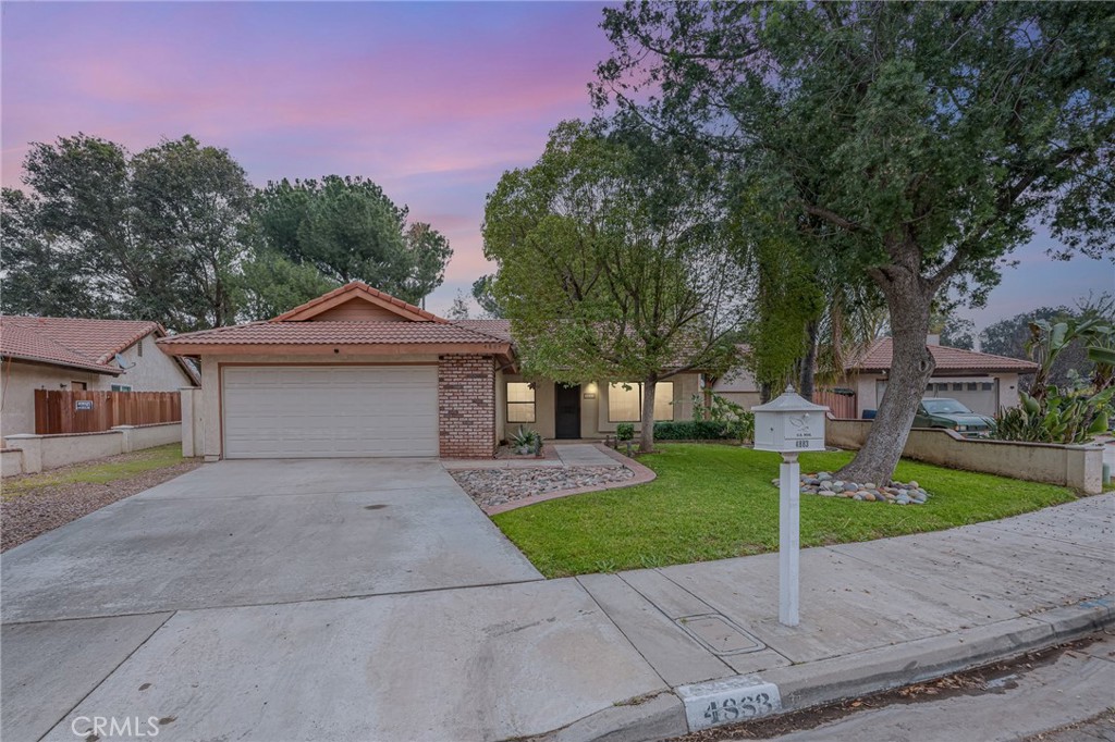 4883 Newport Lane Riverside, CA 92504 - Photo 1 of 30