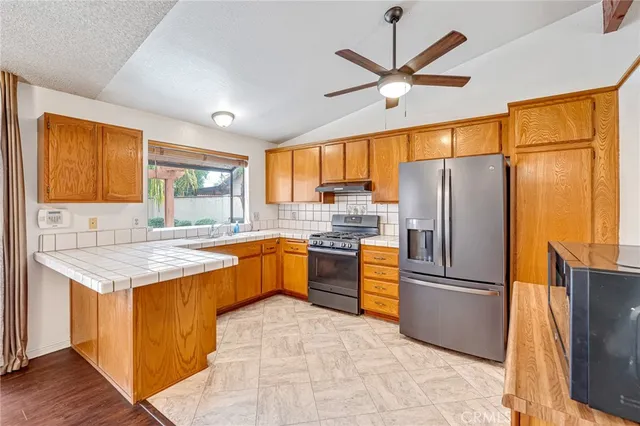 $628,500 | 4883 Newport Lane, Riverside, CA 92504