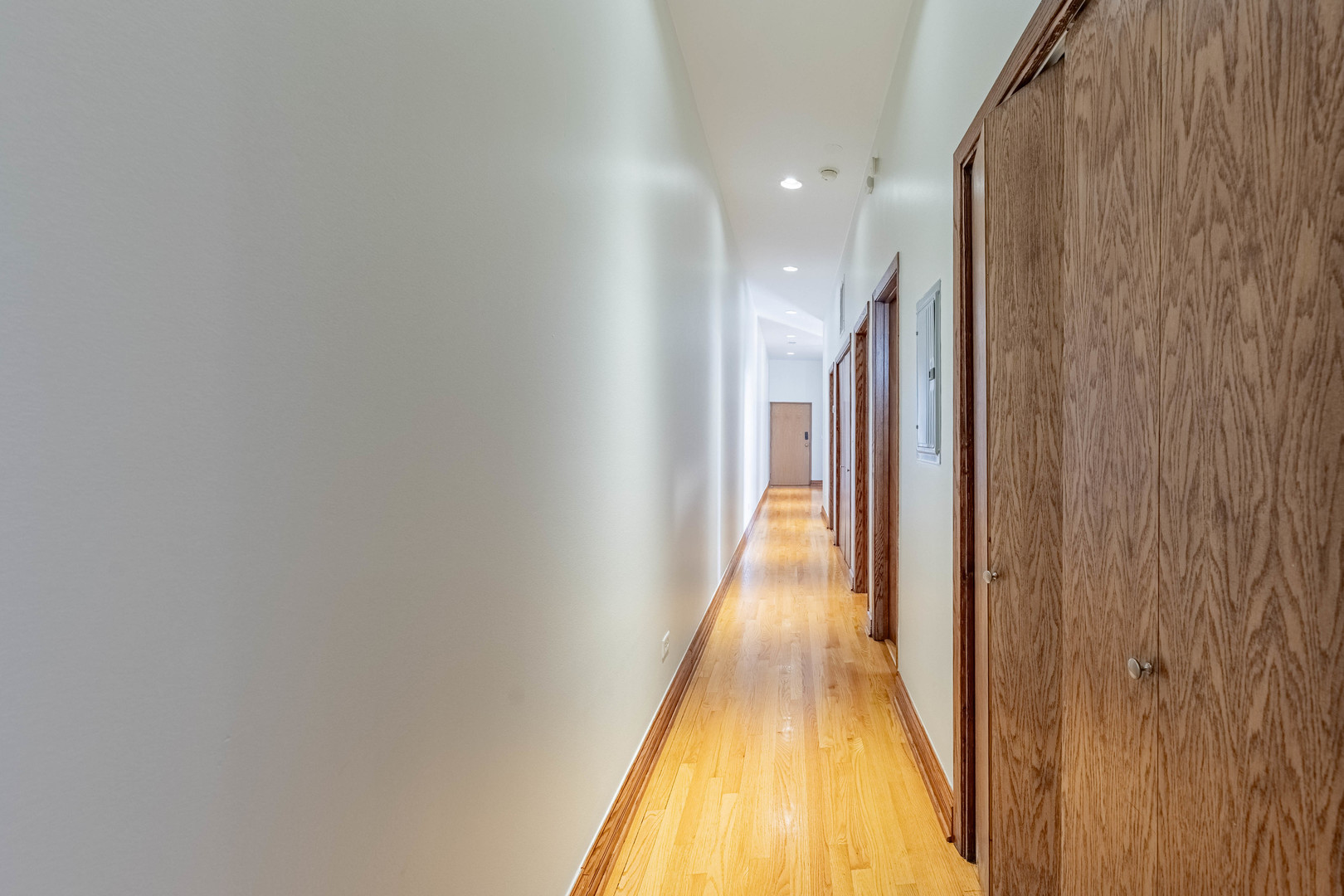 1918 West Cermak Road, Unit 4 Chicago, IL 60608 - Photo 26 of 34 Gallery Image 26