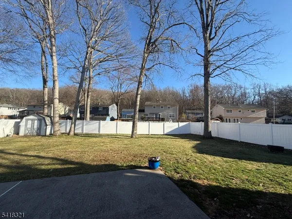 $550,000 | 10 Downstream Drive, Flanders, NJ 07836