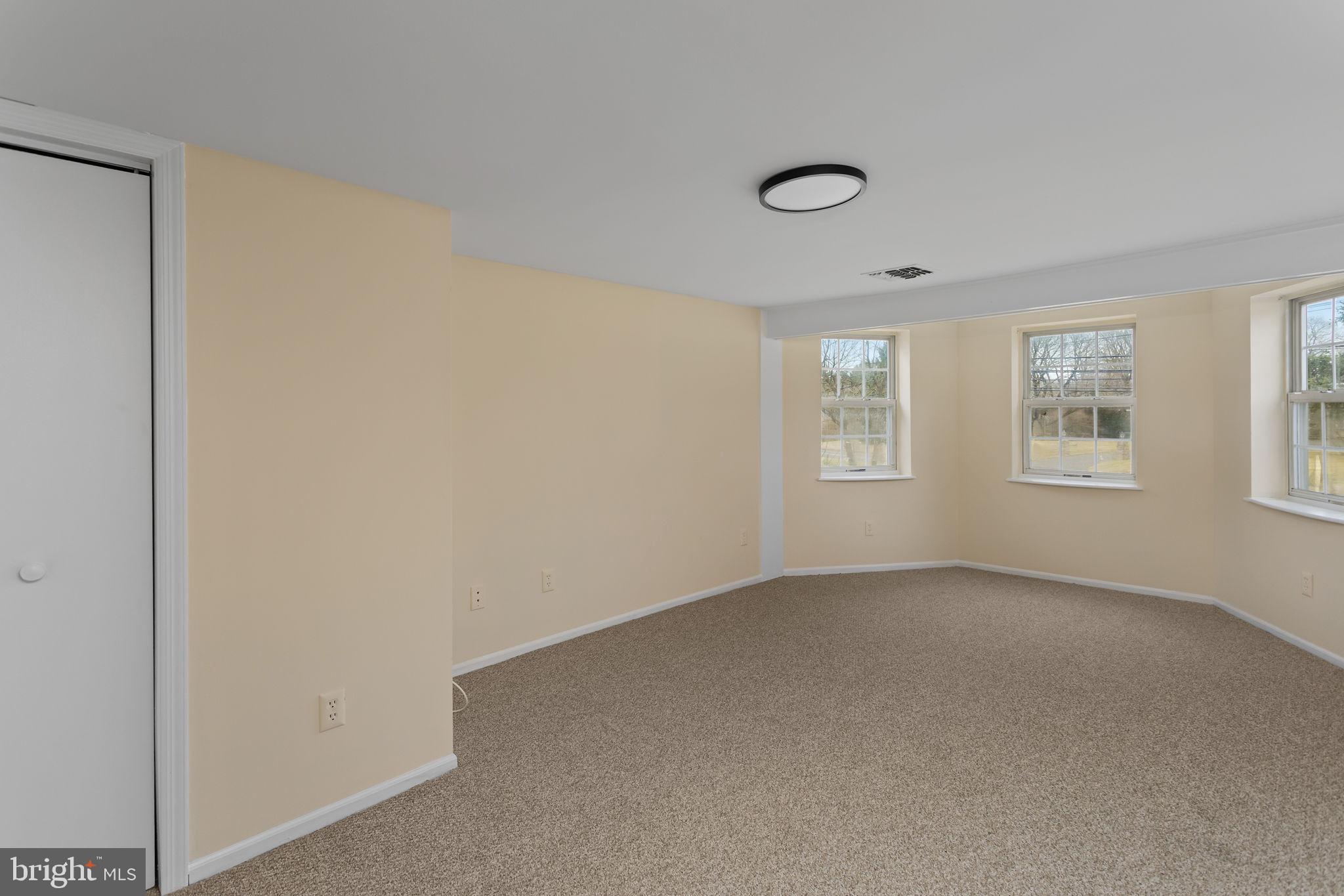 100 Robbinsville Allentown Road Robbinsville, NJ 08691 - Photo 15 of 35