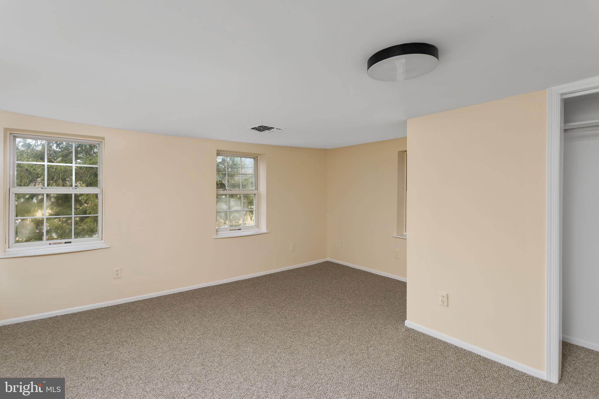 100 Robbinsville Allentown Road Robbinsville, NJ 08691 - Photo 18 of 35