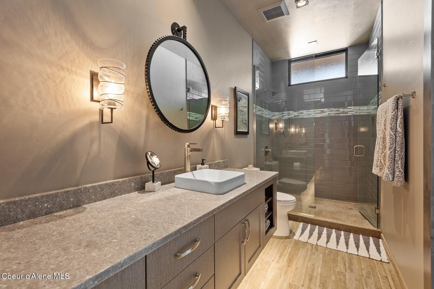20890 South Inspiration Trail Harrison, ID 83833 - Photo 32 of 68 Bathroom #3 on Lower Level