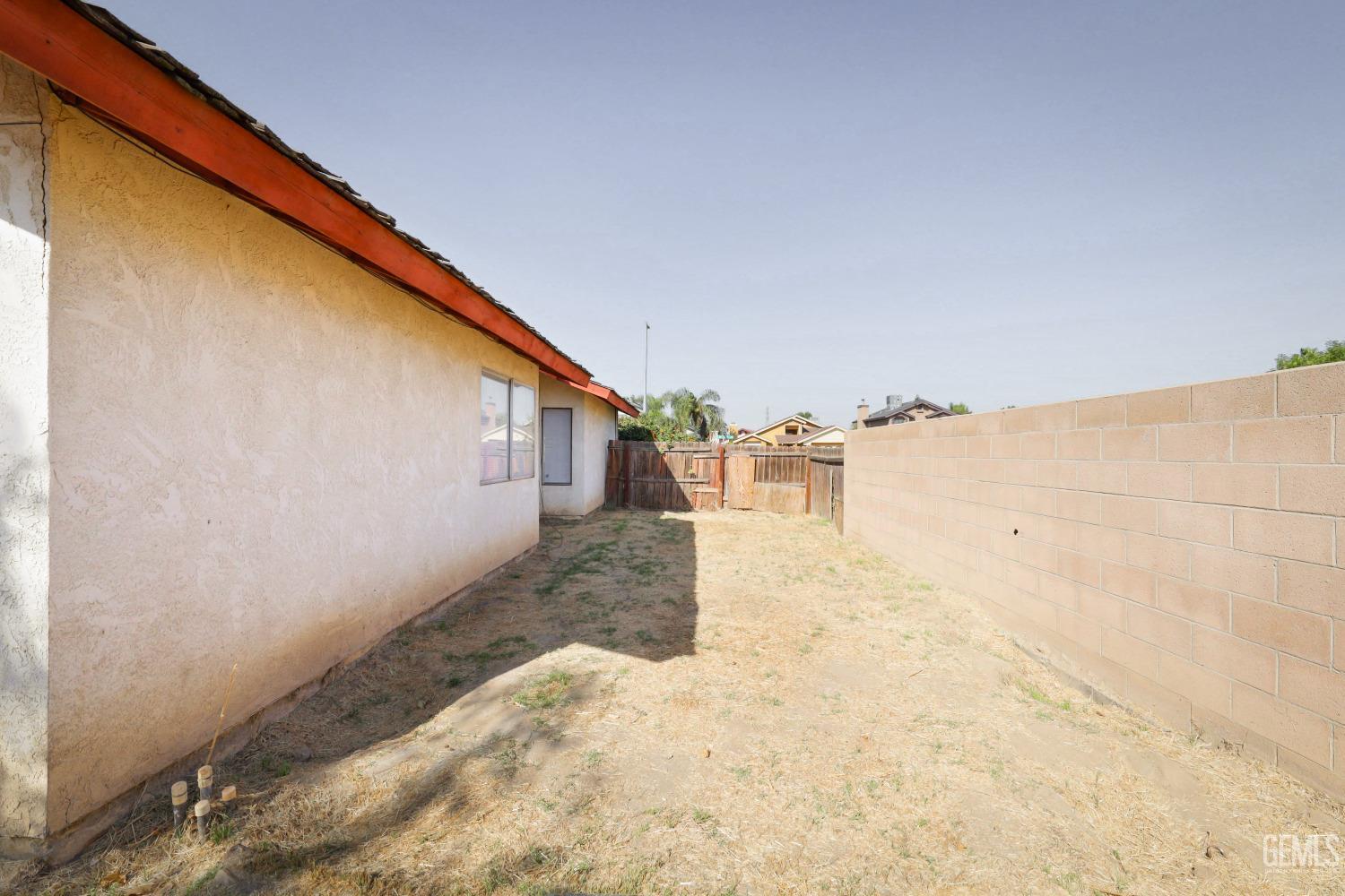 Undisclosed Address Bakersfield, CA 93304 - Photo 19 of 21 a view of a backyard