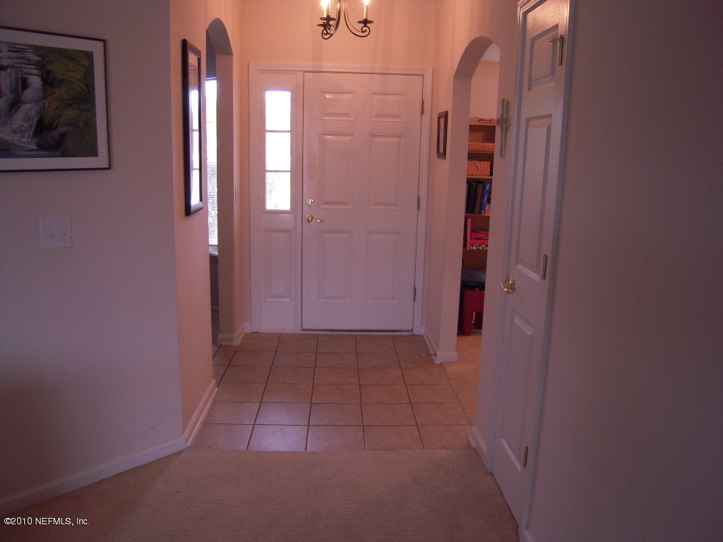 11802 Crooked River Road Jacksonville, FL 32219 - Photo 3 of 15 FRONT INSIDE ENTRANCE