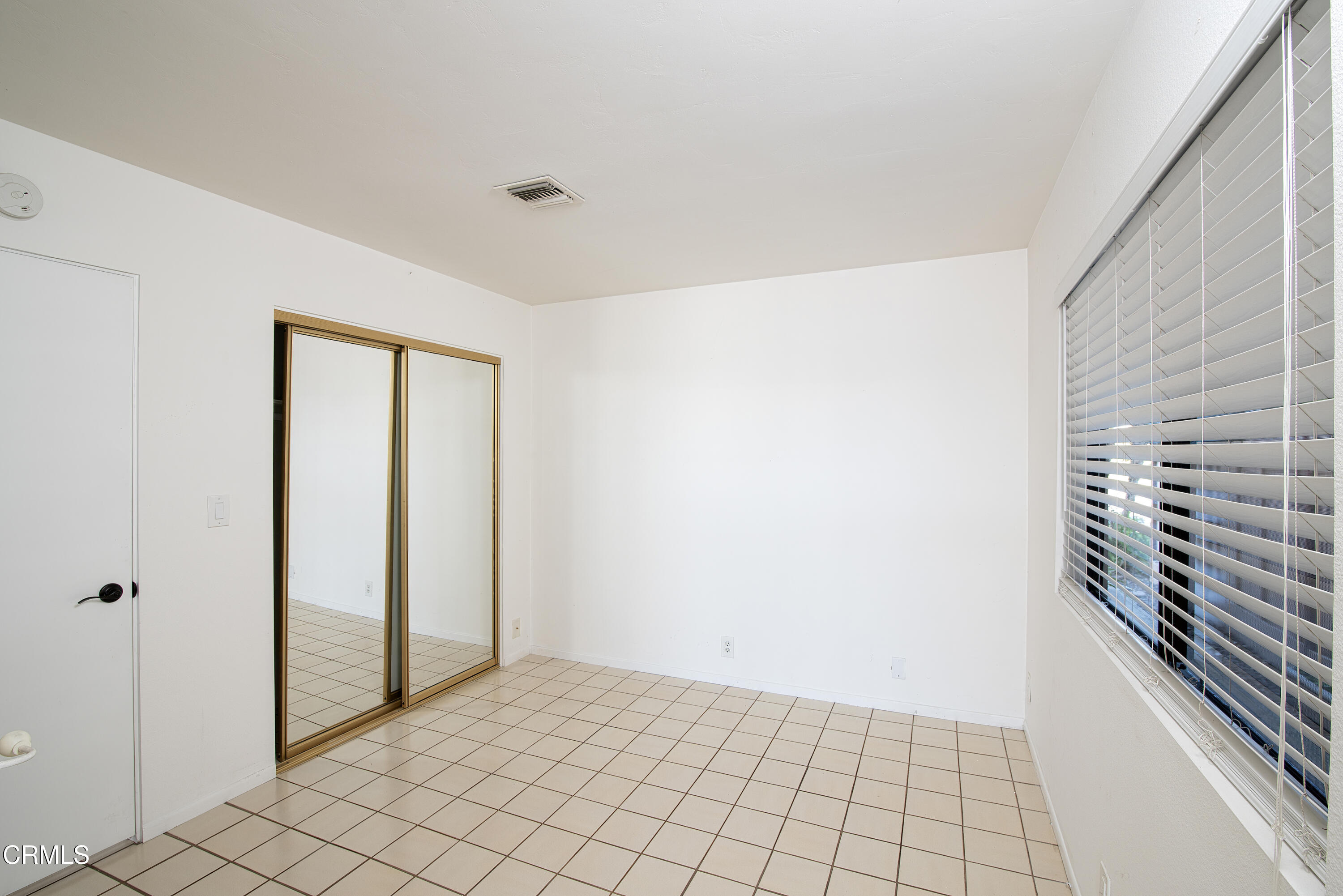 4300 Meridian Avenue Oxnard, CA 93035 - Photo 8 of 22 DSC_8328