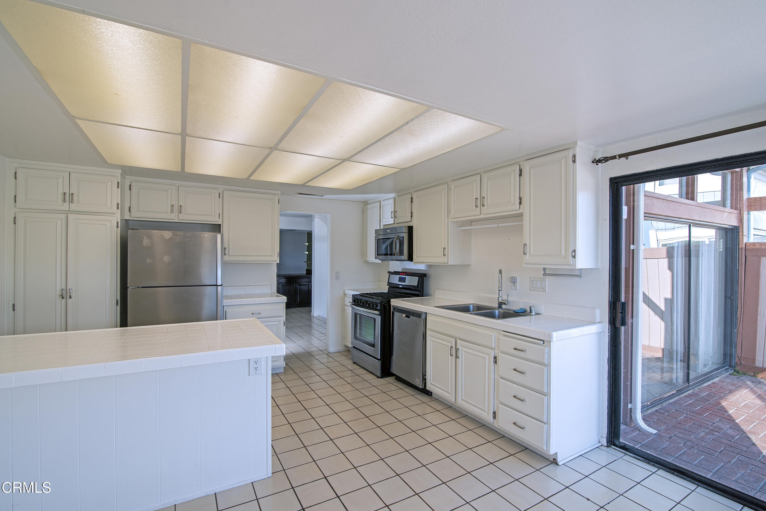 4300 Meridian Avenue Oxnard, CA 93035 - Photo 9 of 22 DSC_8326