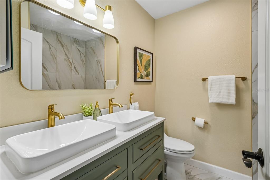 9725 48th Place North St. Petersburg, FL 33708 - Photo 29 of 51