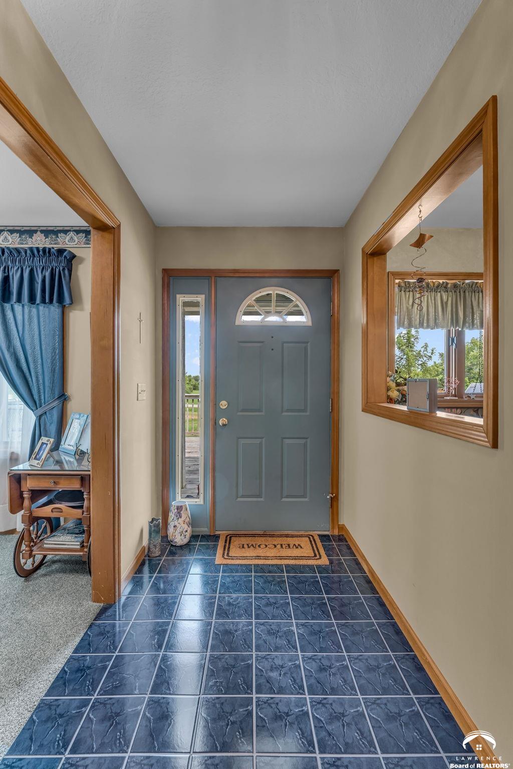 995 East 1549th Road Lawrence, KS 66046 - Photo 11 of 79 Gallery Image 11