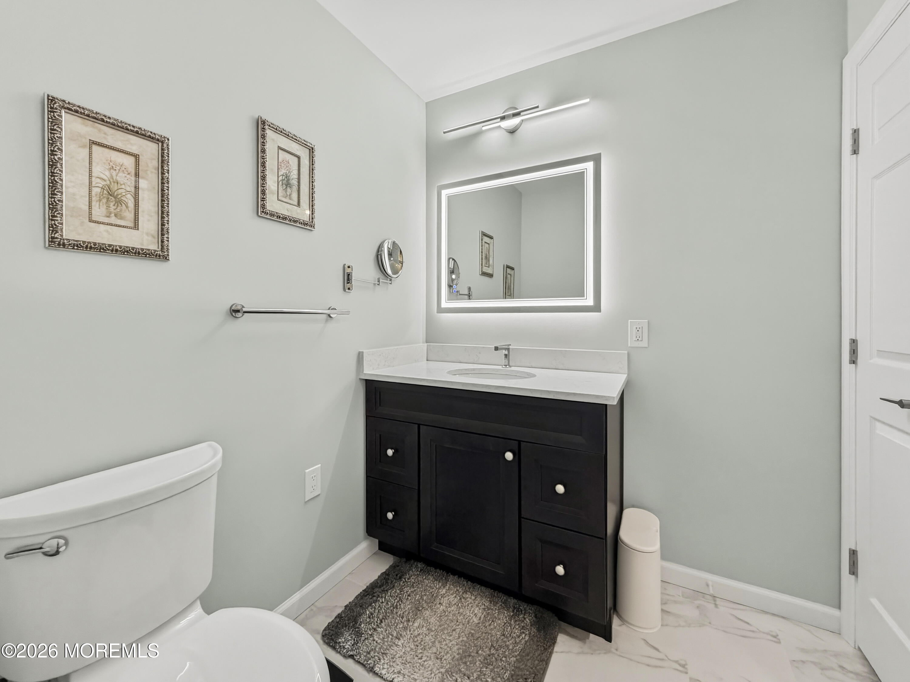 379 East Bird Village Road Jackson, NJ 08527 - Photo 15 of 43 master bath.1