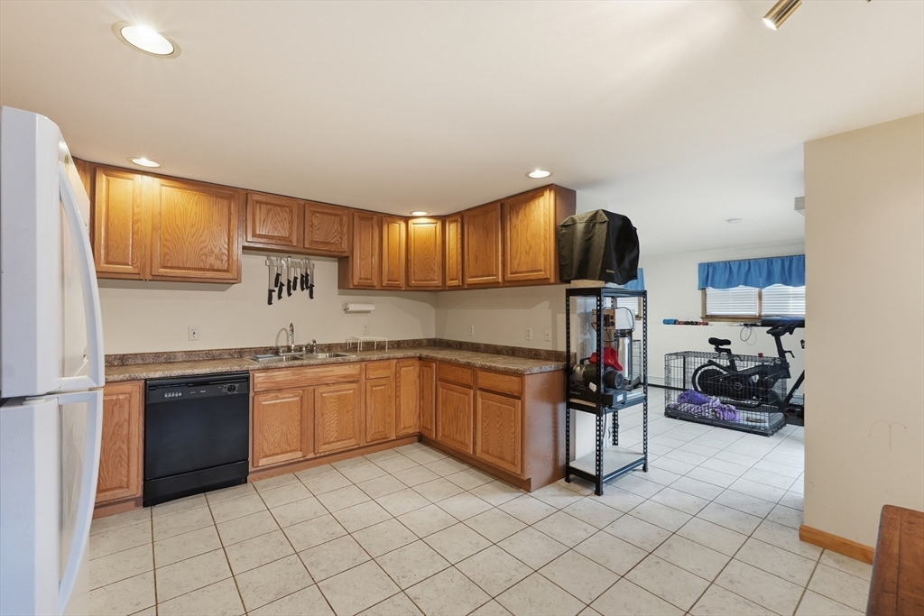 37 Thompson Pond Road Spencer, MA 01562 - Photo 35 of 41