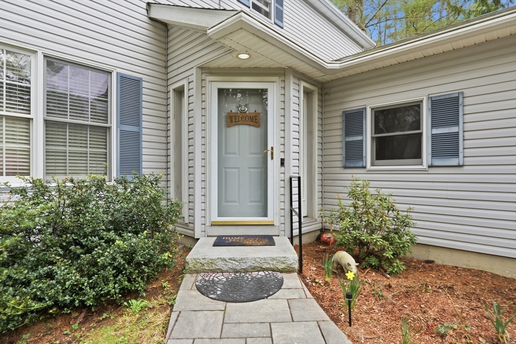 37 Thompson Pond Road Spencer, MA 01562 - Photo 8 of 41