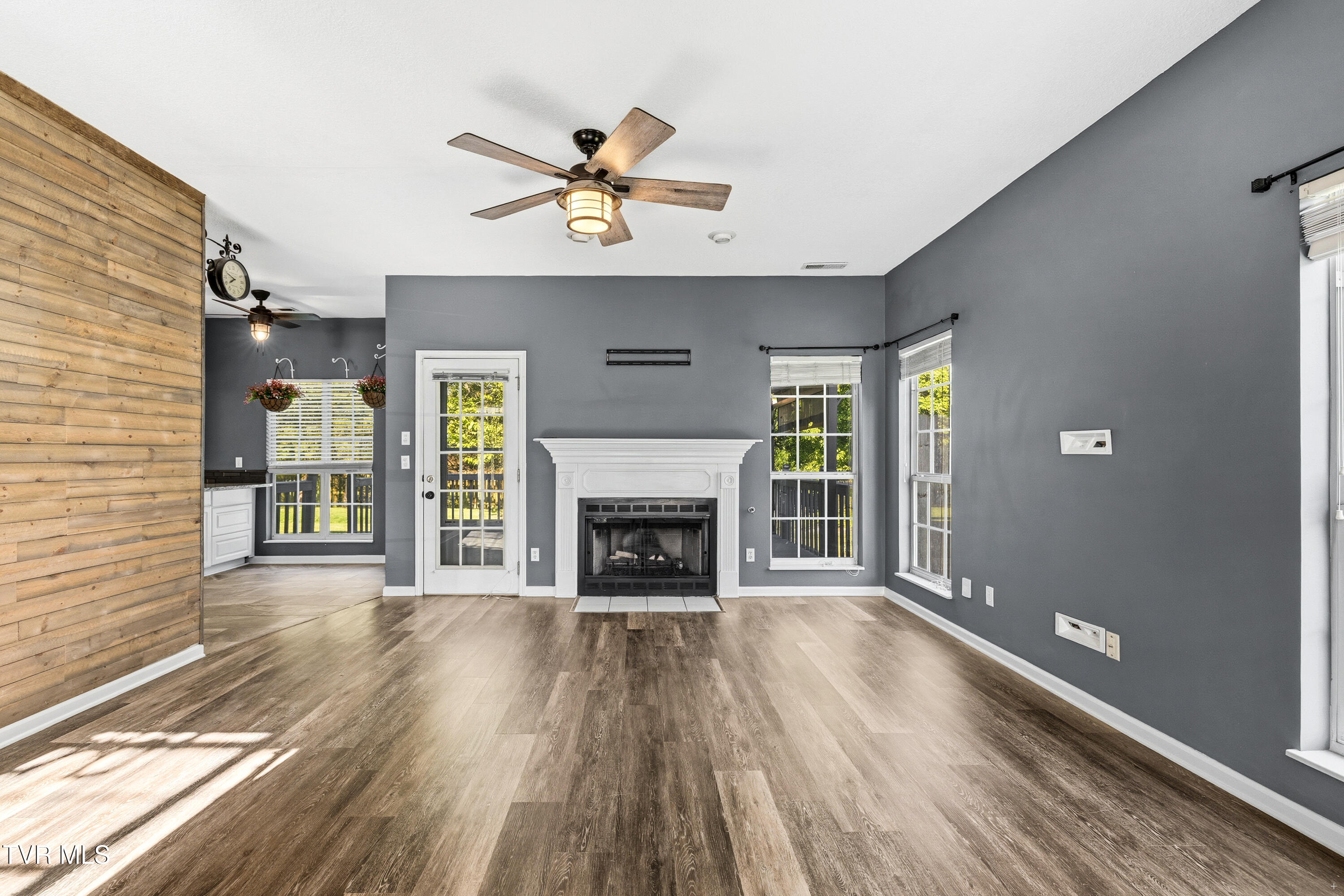 7019 Cherry Grove Road Knoxville, TN 37931 - Photo 4 of 31 Positive Perceptions-4