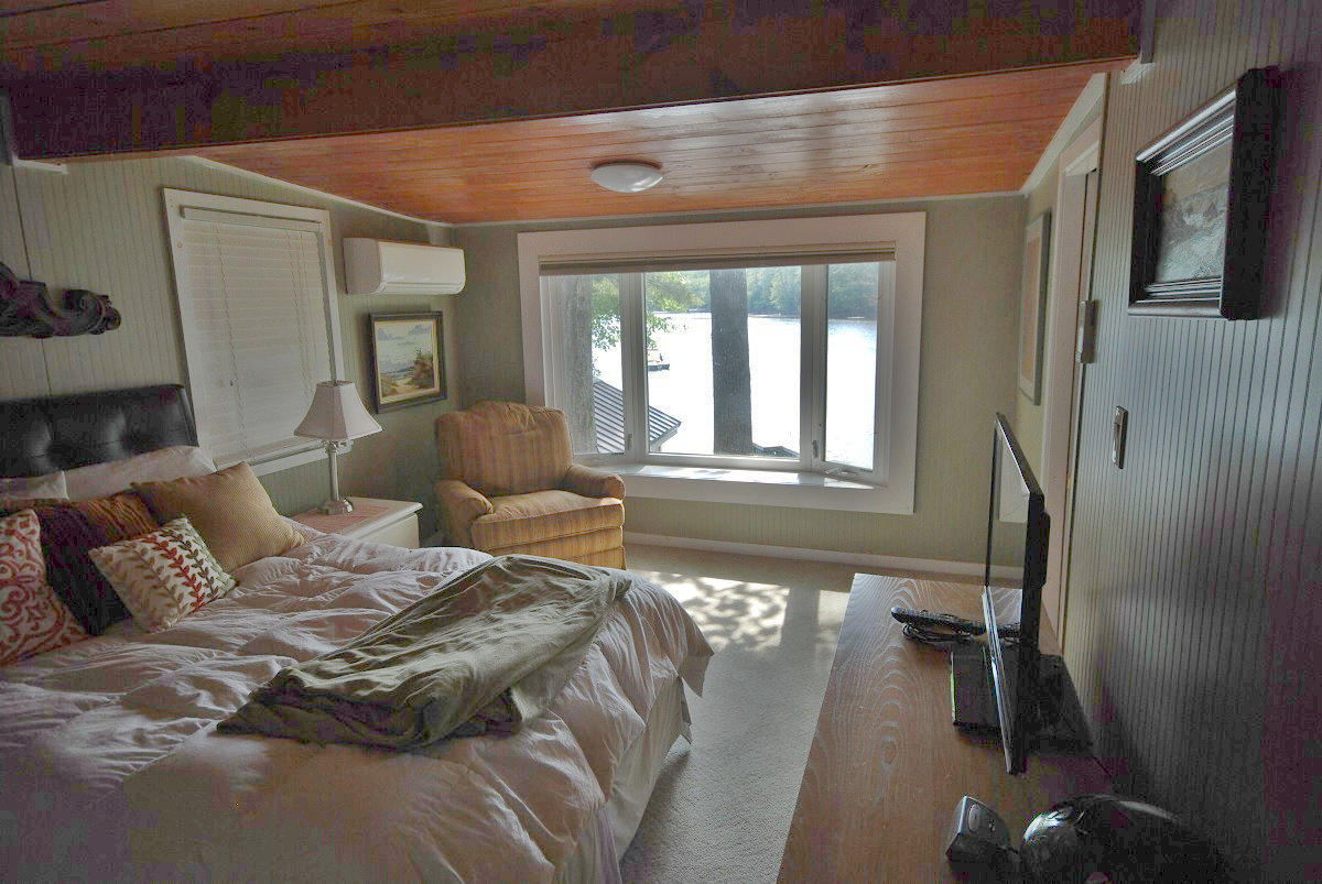 92 Harbor Road Naples, ME 04055 - Photo 12 of 21 bed rm 1