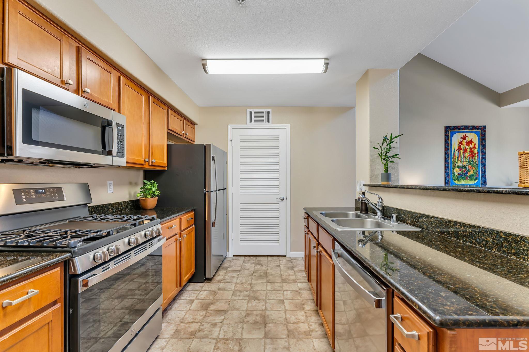 1325 South Meadows Parkway, Unit 522 Reno, NV 89521 - Photo 13 of 30 Photo 13