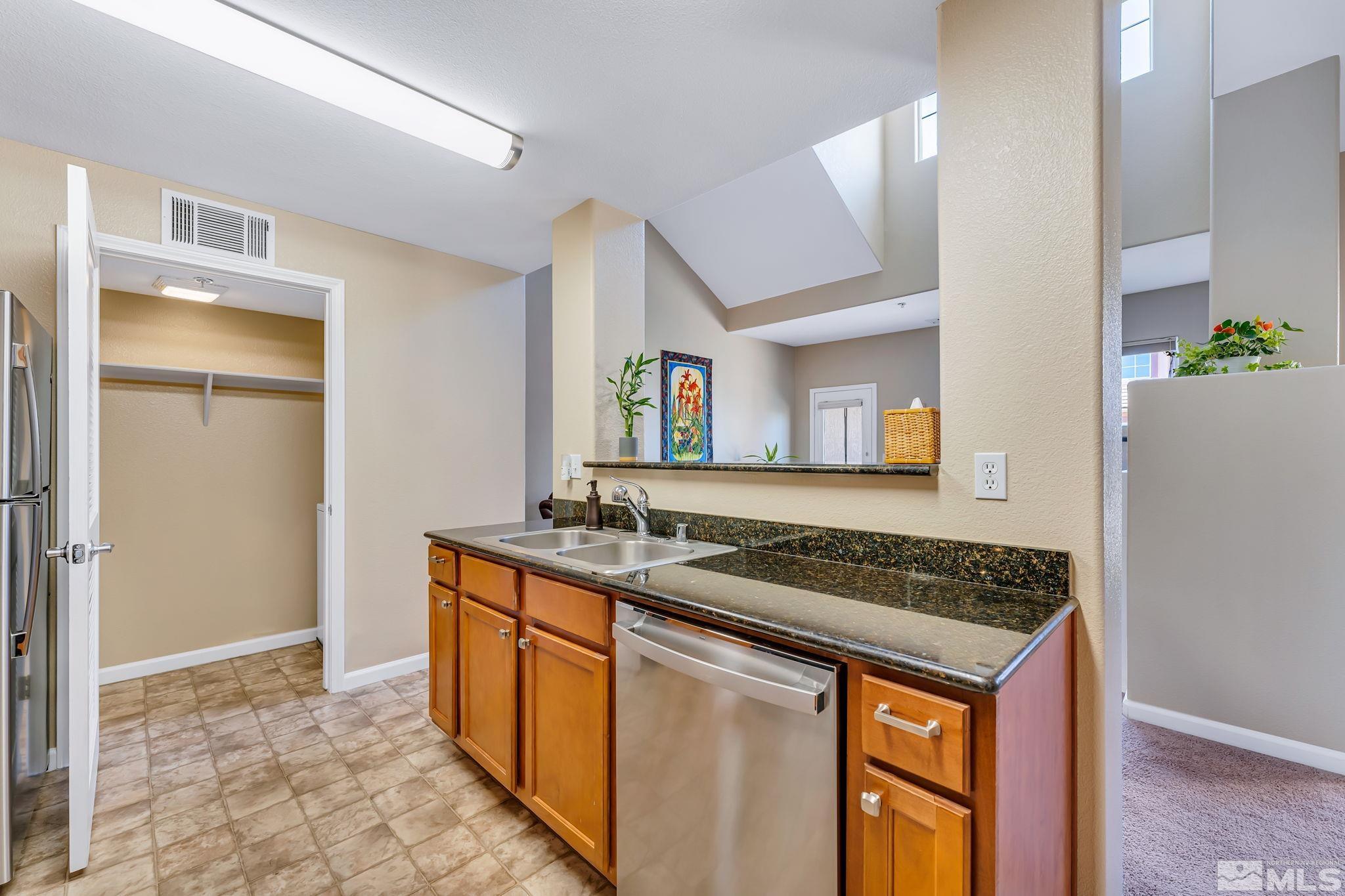 1325 South Meadows Parkway, Unit 522 Reno, NV 89521 - Photo 14 of 30 Photo 14