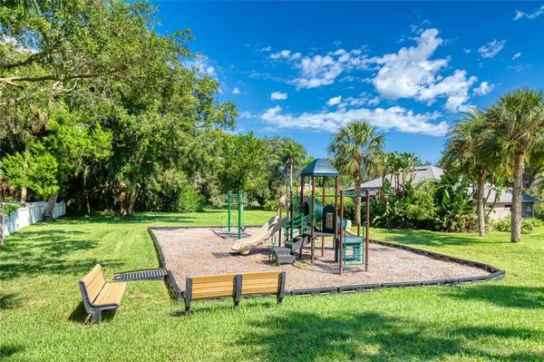 $475,000 | 4 Cliffside Drive, Ormond Beach, FL 32174