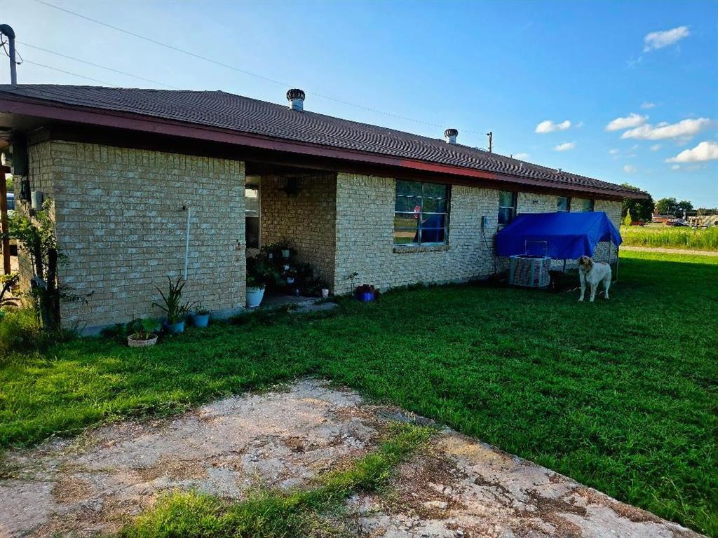 602 Hewitt Street Groesbeck, TX 76642 - Photo 11 of 12