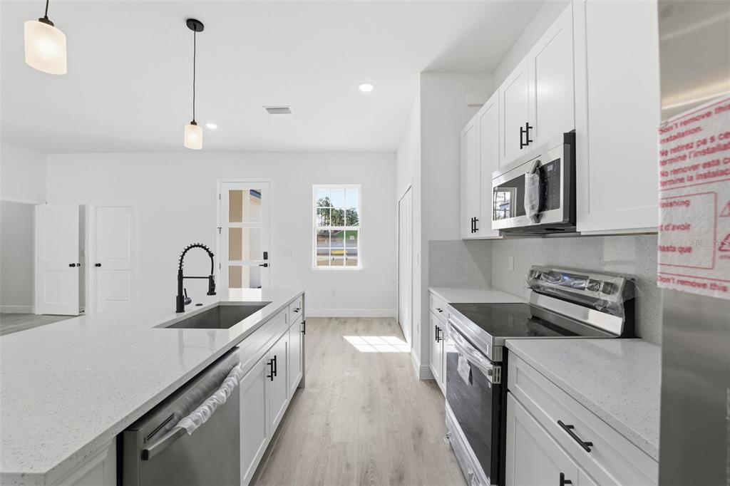 13015 Southwest 76th Court Ocala, FL 34473 - Photo 12 of 32