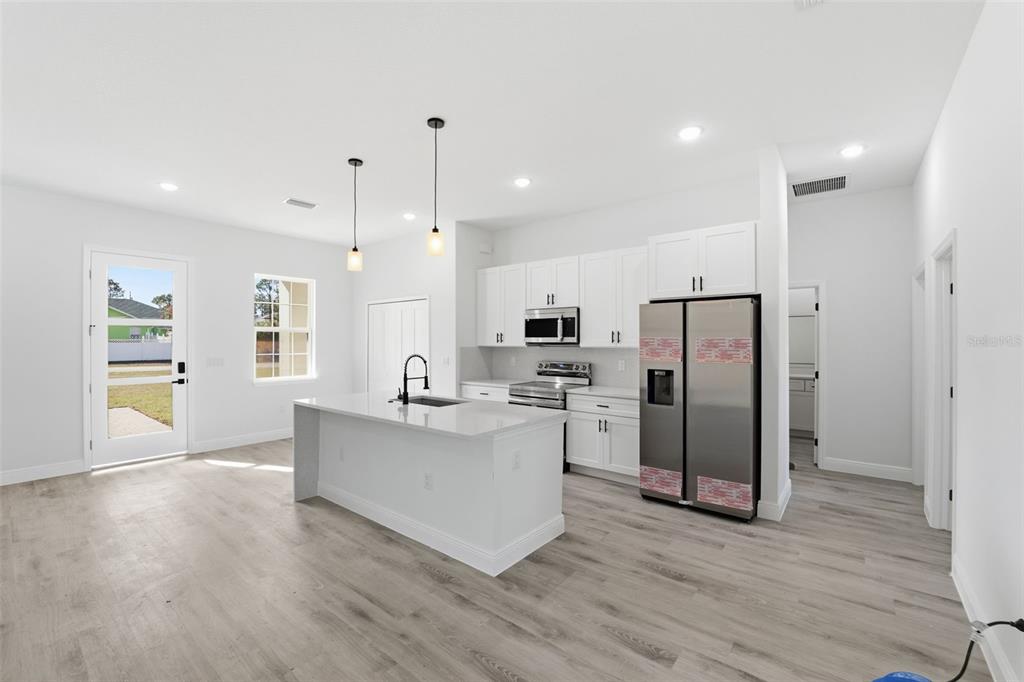 13015 Southwest 76th Court Ocala, FL 34473 - Photo 15 of 32