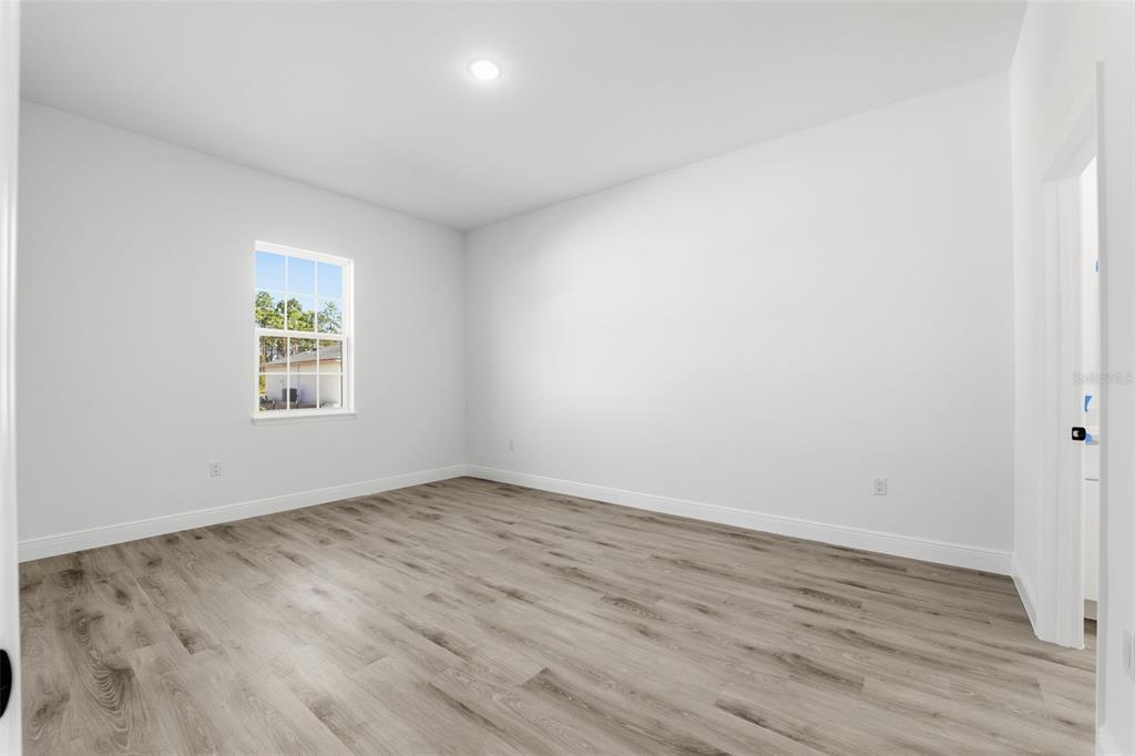 13015 Southwest 76th Court Ocala, FL 34473 - Photo 17 of 32