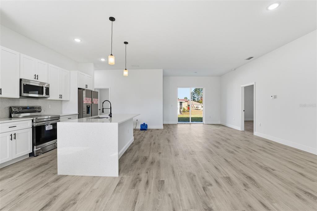 13015 Southwest 76th Court Ocala, FL 34473 - Photo 7 of 32