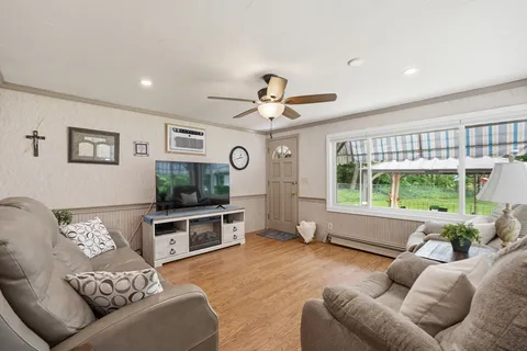$479,900 | 296 Bigelow Street, Marlborough, MA 01752
