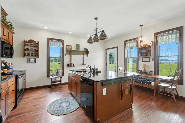 $499,500 | 7180 South 425 West, Claypool, IN 46510
