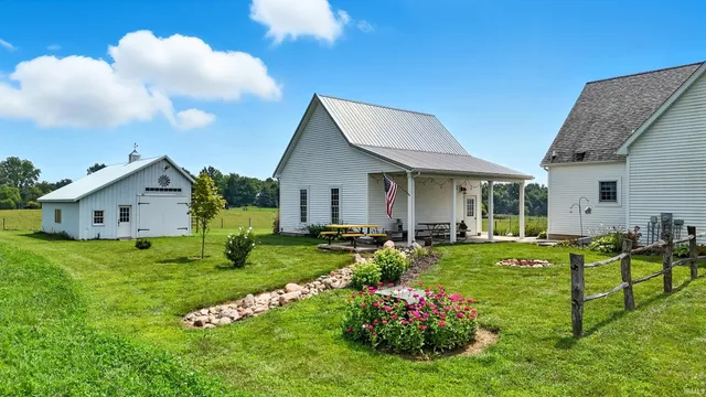 $499,500 | 7180 South 425 West, Claypool, IN 46510