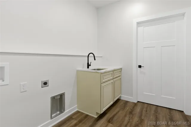 $499,999 | 361 Spring Creek Drive, Sunrise Beach, MO 65079