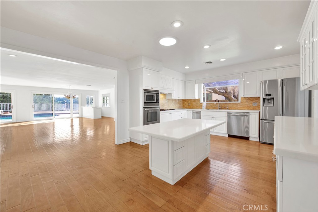 1641 Copa Way Monterey Park, CA 91754 - Photo 9 of 45 Kitchen