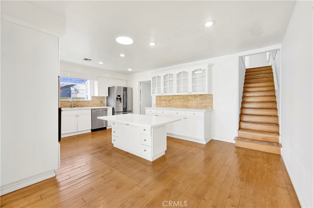 1641 Copa Way Monterey Park, CA 91754 - Photo 10 of 45 Kitchen