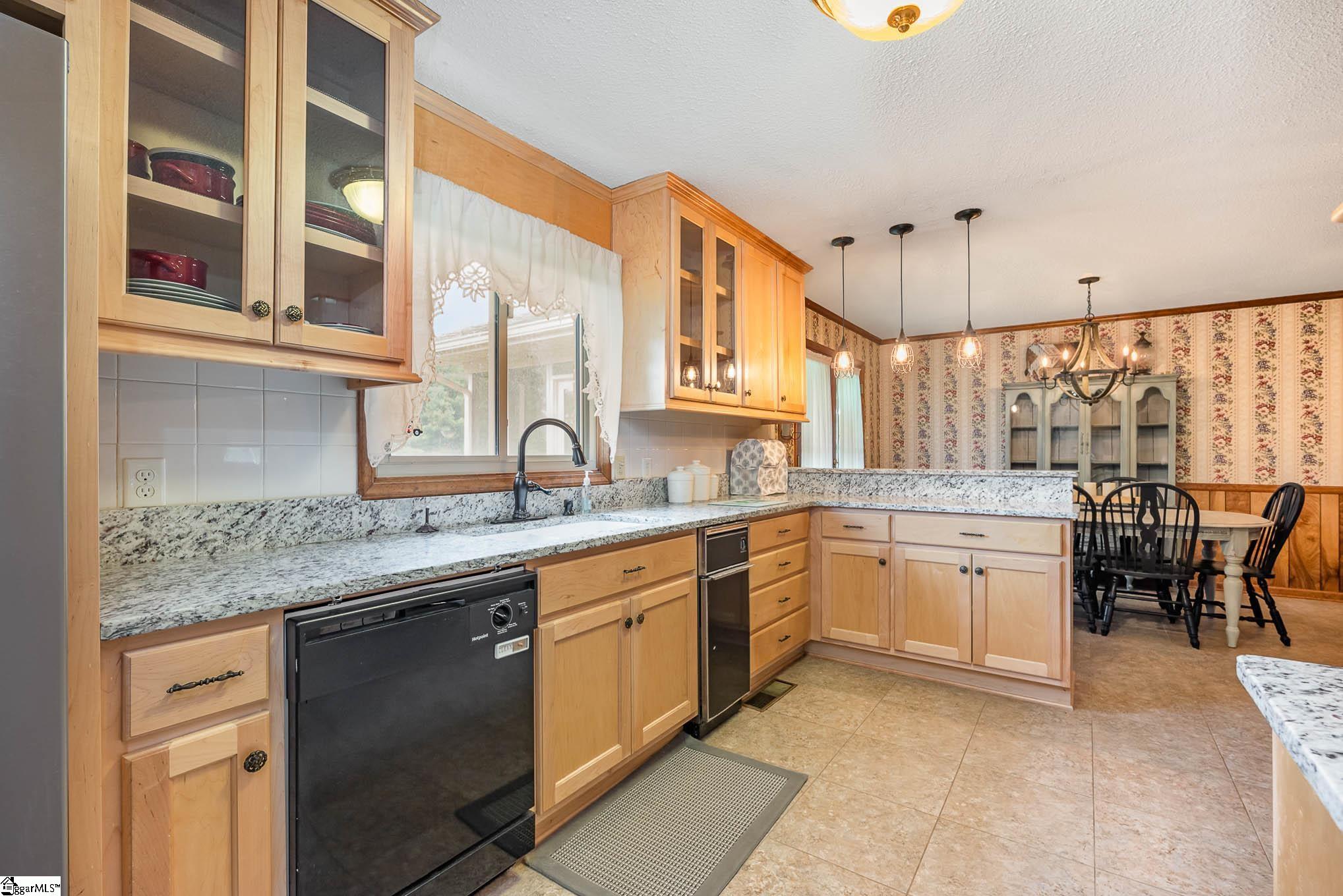 1271 Grassy Pond Road Gaffney, SC 29341 - Photo 11 of 36