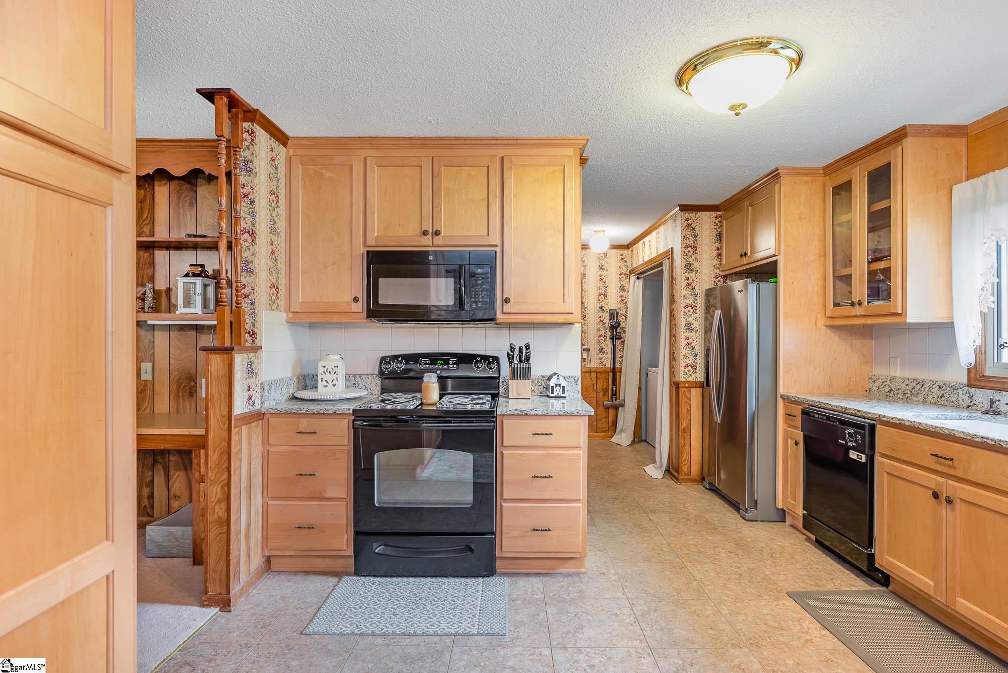 1271 Grassy Pond Road Gaffney, SC 29341 - Photo 14 of 36