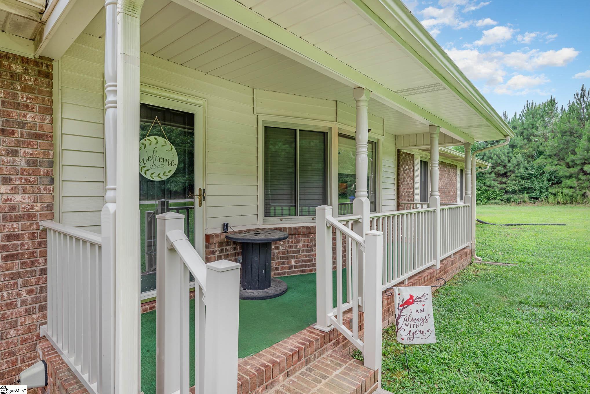 1271 Grassy Pond Road Gaffney, SC 29341 - Photo 4 of 36
