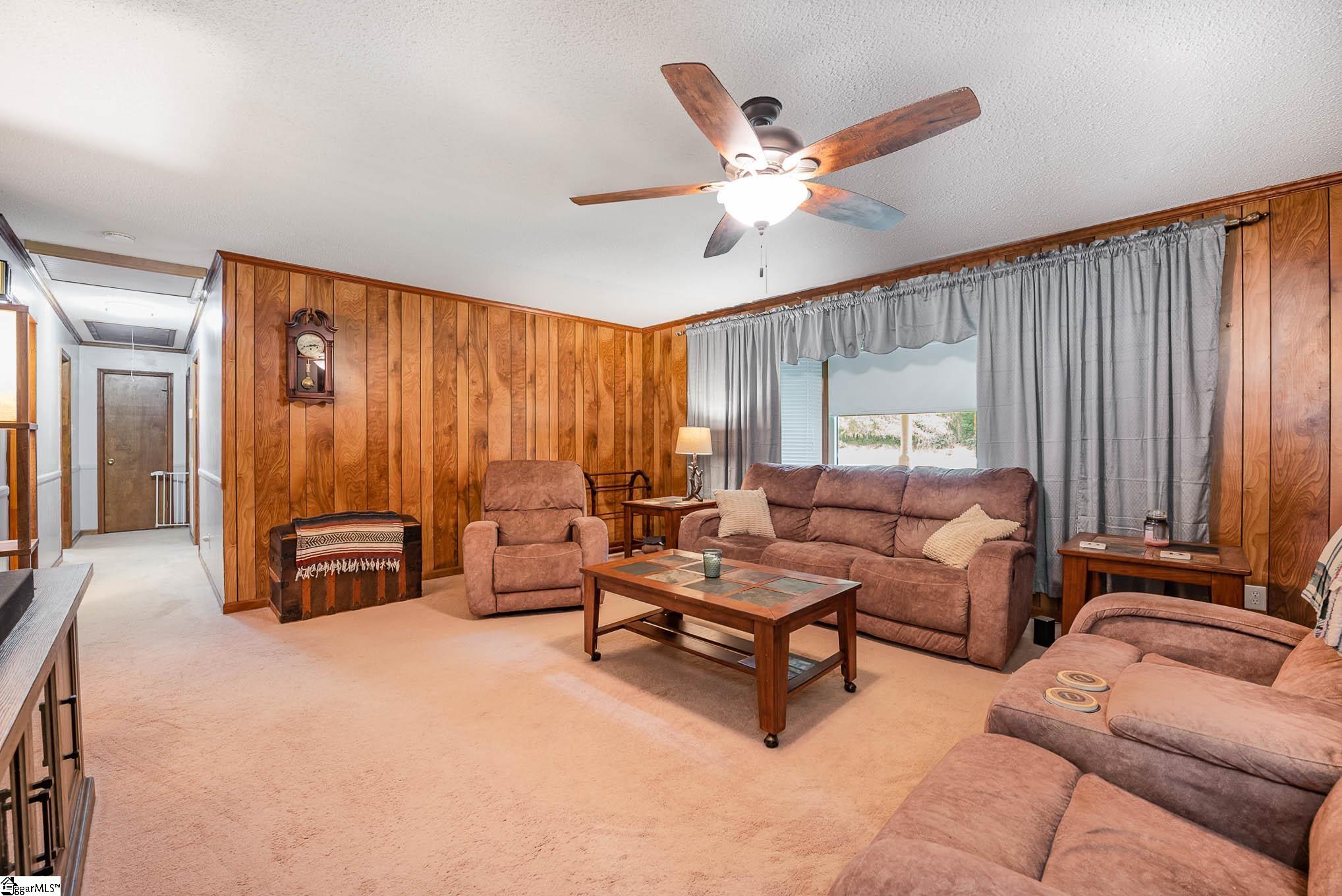 1271 Grassy Pond Road Gaffney, SC 29341 - Photo 6 of 36