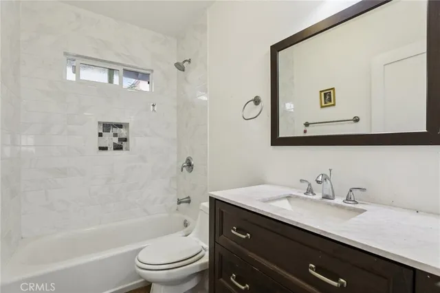 $1,628,000 | 202 Mira Mar Avenue, Long Beach, CA 90803