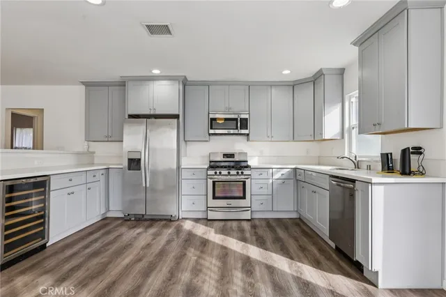 $1,628,000 | 202 Mira Mar Avenue, Long Beach, CA 90803