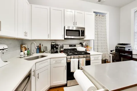 $1,295,000 | 1639 North Claremont Avenue, Chicago, IL 60647