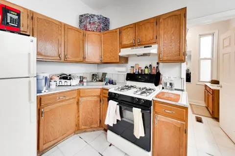 $1,295,000 | 1639 North Claremont Avenue, Chicago, IL 60647