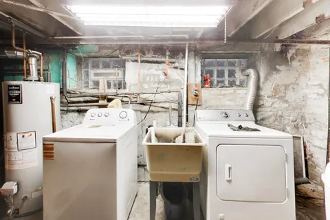 $1,295,000 | 1639 North Claremont Avenue, Chicago, IL 60647