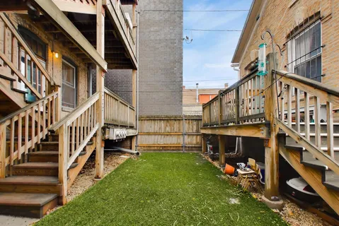 $1,295,000 | 1639 North Claremont Avenue, Chicago, IL 60647